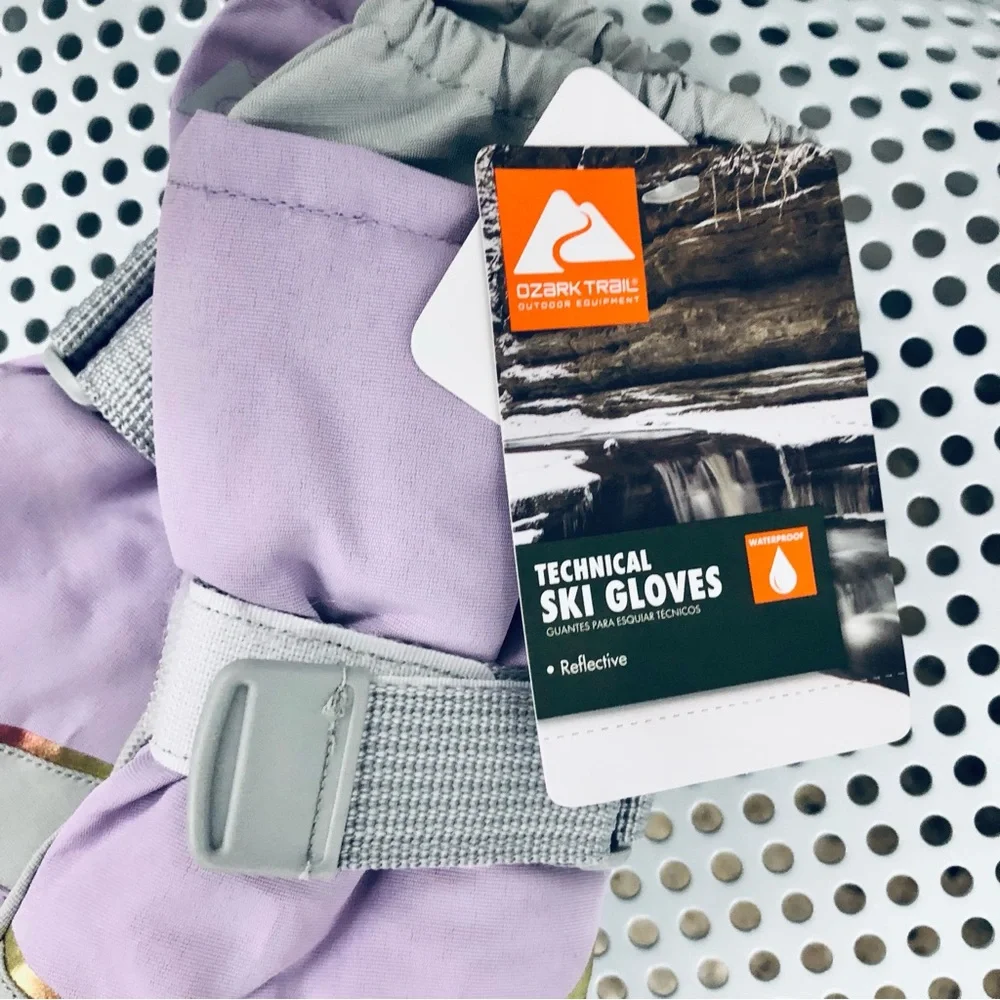 ❄️$11❄️NEW OZARK TRAIL Technical Ski Gloves Purple Small Medium Girl’s